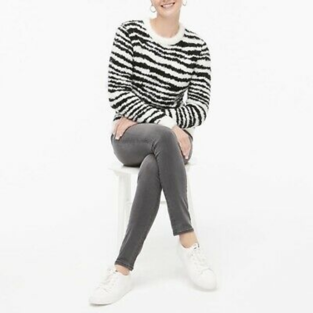 NWT J Crew Boucle Zebra Pullover Sweater AS716 Size M Animal print